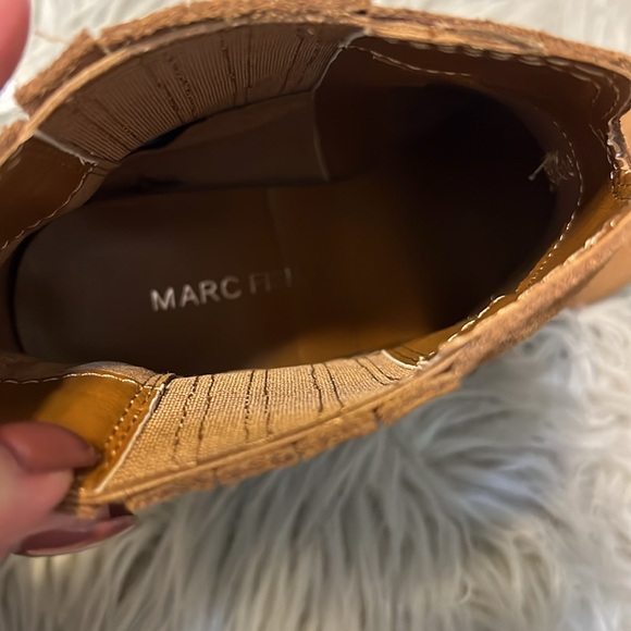 New without box Marc Fisher brown suede booties 6.5 - Picture 8 of 8